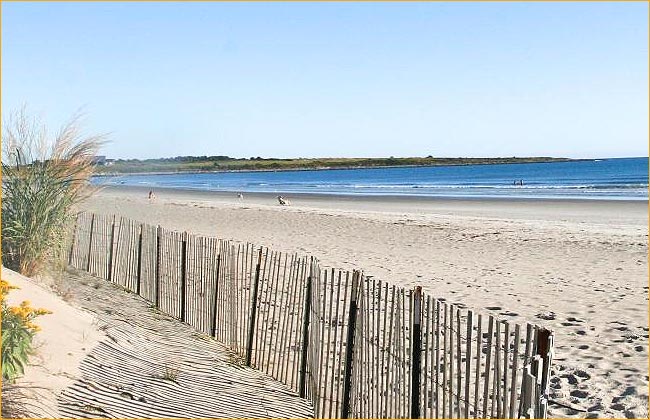 soft sandy beaches surrounding newport's classic coast